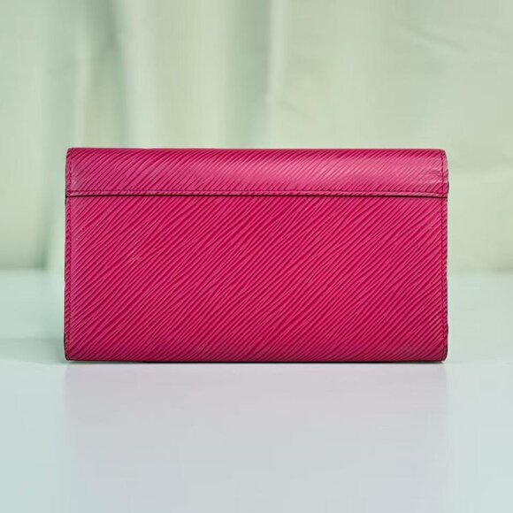 Louis Vuitton Pink Twist Epi Leather Wallet with Iconic Logo Design - Picture 2 of 7